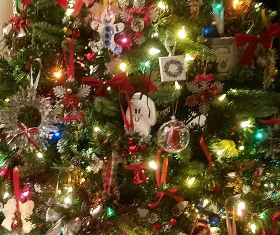 Homemade ornaments on a Christmas tree. 